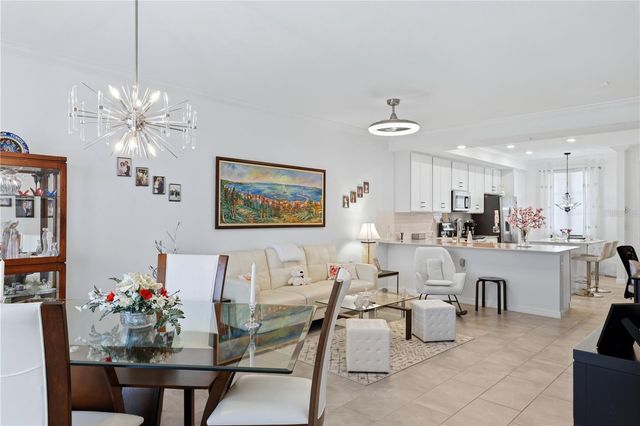 17902 GAWTHROP DRIVE 305, Bradenton, FL 34211