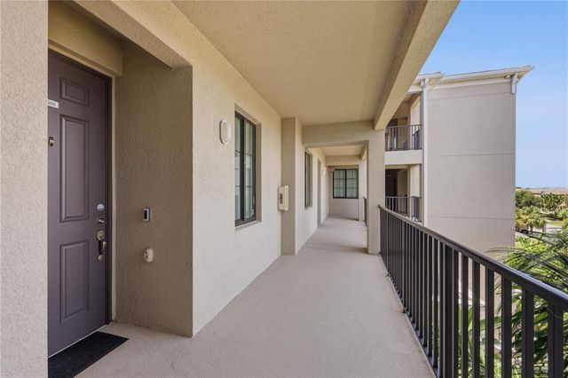17902 GAWTHROP DRIVE 305, Bradenton, FL 34211