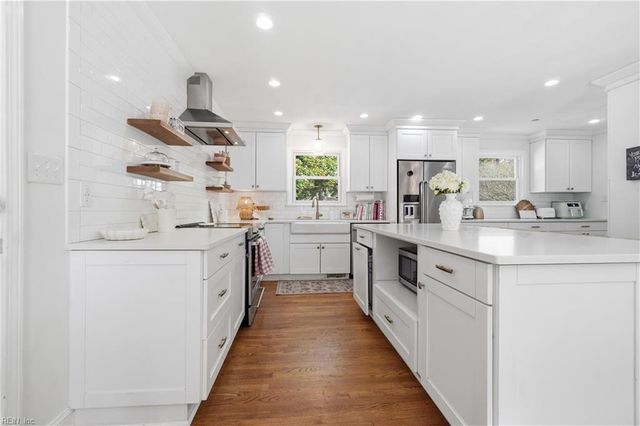 1813 Fleet TER, Virginia Beach, VA 23454