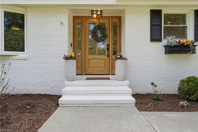 1813 Fleet TER, Virginia Beach, VA 23454