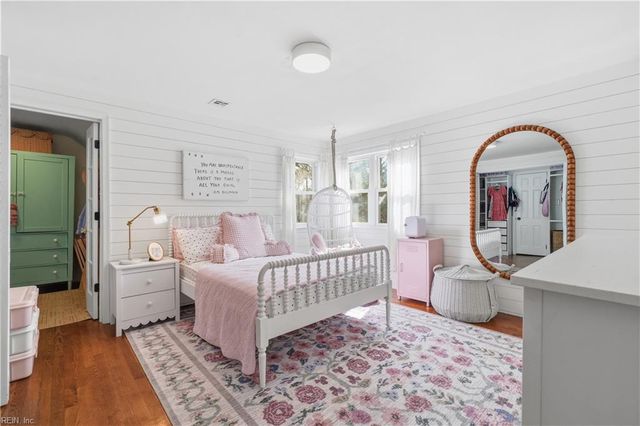 1813 Fleet TER, Virginia Beach, VA 23454