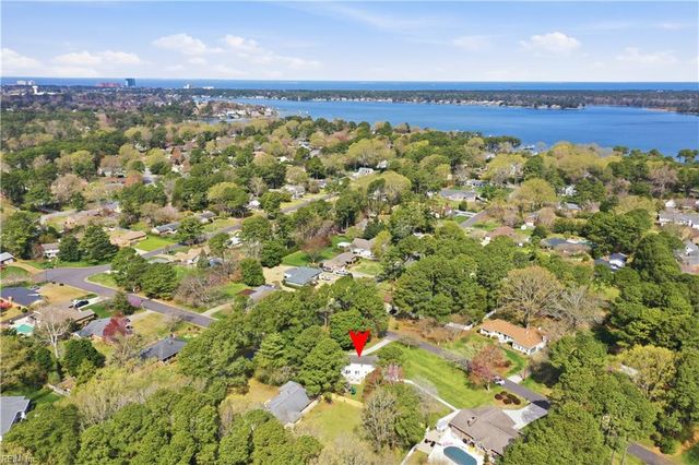 1813 Fleet TER, Virginia Beach, VA 23454