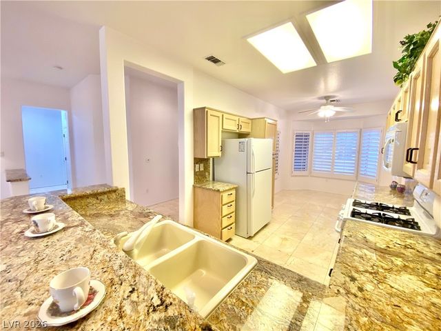 10731 Mission Lakes Avenue, Las Vegas, NV 89134