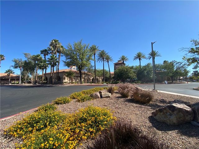 10731 Mission Lakes Avenue, Las Vegas, NV 89134