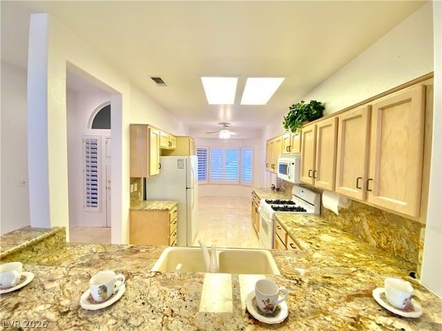 10731 Mission Lakes Avenue, Las Vegas, NV 89134