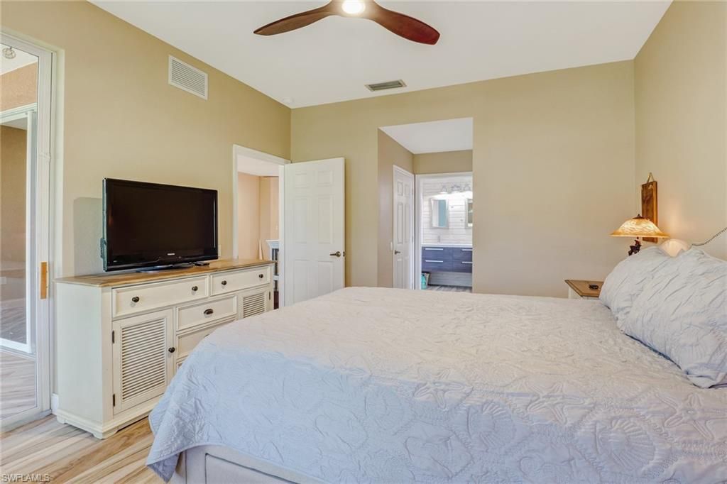 10037 Heather LN 403, NAPLES, FL 34119 — photo 3
