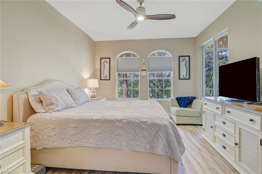 10037 Heather LN 403, NAPLES, FL 34119 — photo 4
