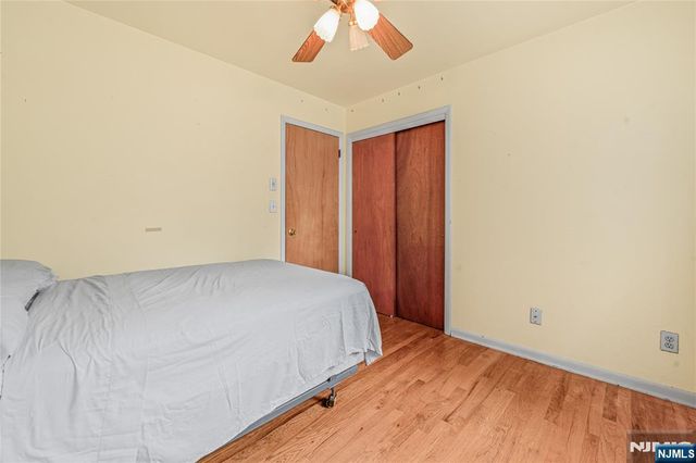 1 Gary Court, Park Ridge, NJ 07656