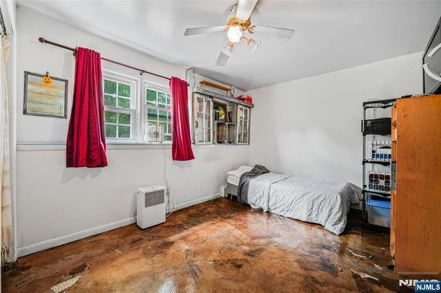 1 Gary Court, Park Ridge, NJ 07656