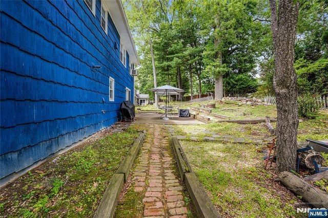 1 Gary Court, Park Ridge, NJ 07656