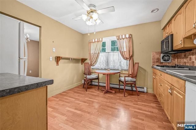 1 Gary Court, Park Ridge, NJ 07656