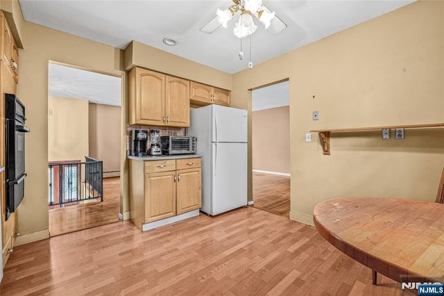 1 Gary Court, Park Ridge, NJ 07656
