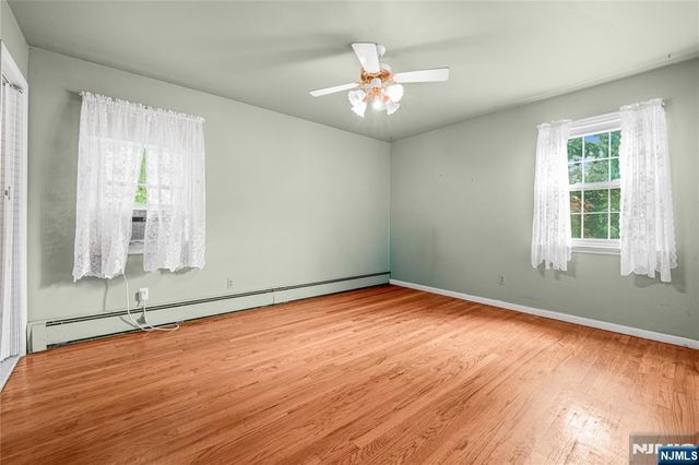 1 Gary Court, Park Ridge, NJ 07656