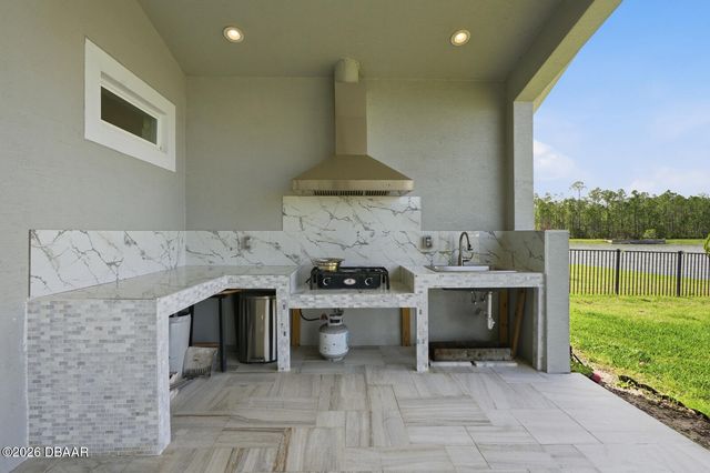 321 Aquamarine Way, Daytona Beach, FL 32124