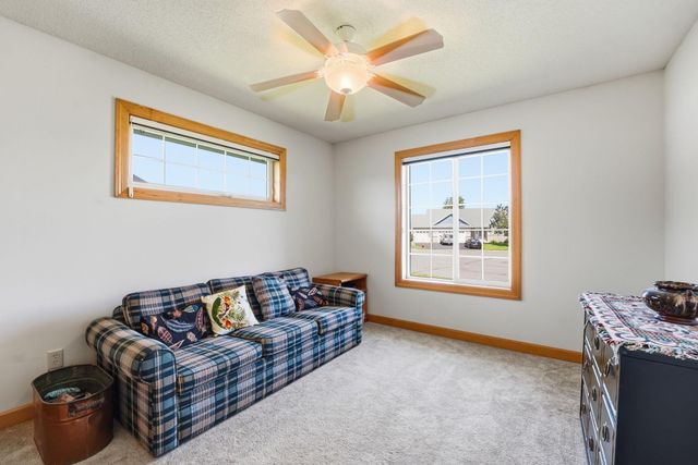 38249 Everton Avenue, North Branch, MN 55056