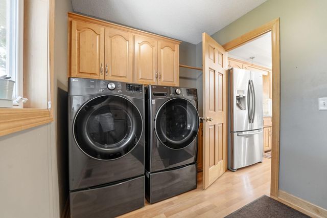 38249 Everton Avenue, North Branch, MN 55056