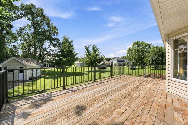 38249 Everton Avenue, North Branch, MN 55056