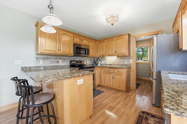 38249 Everton Avenue, North Branch, MN 55056