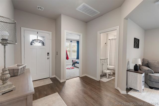 6423 Goldenrod Lane, Bartlesville, OK 74006