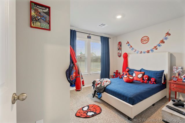 6423 Goldenrod Lane, Bartlesville, OK 74006