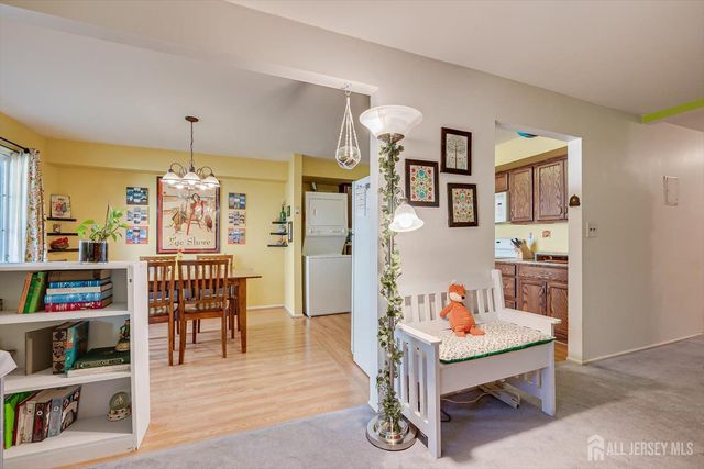 60-3 Prospect Street, Metuchen, NJ 08840