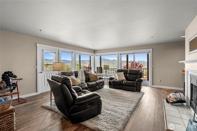 2336 Grand Avenue, East Wenatchee, WA 98802