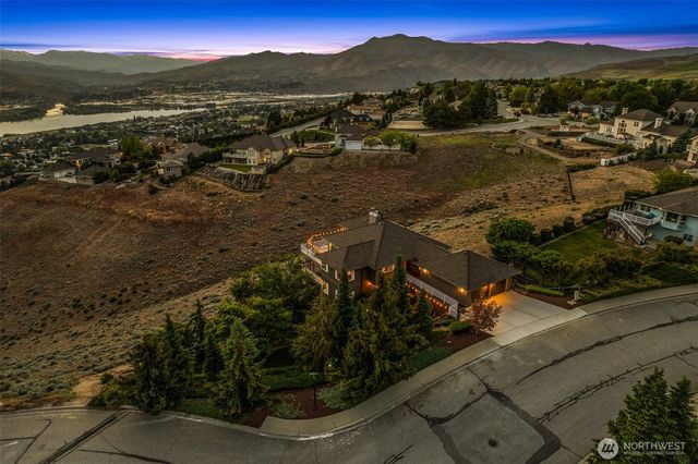 2336 Grand Avenue, East Wenatchee, WA 98802