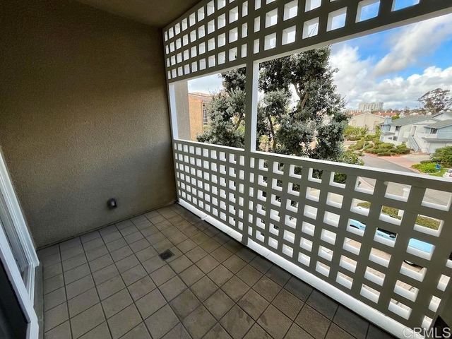 3990 Nobel Drive 204, San Diego, CA 92122