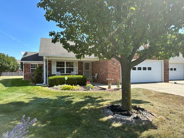 8131 Bentley Farms Place, Indianapolis, IN 46259