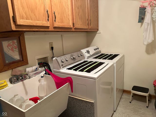 8131 Bentley Farms Place, Indianapolis, IN 46259