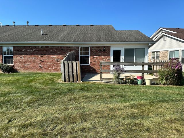8131 Bentley Farms Place, Indianapolis, IN 46259