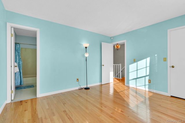 8 Cumberland Court, Peekskill, NY 10566