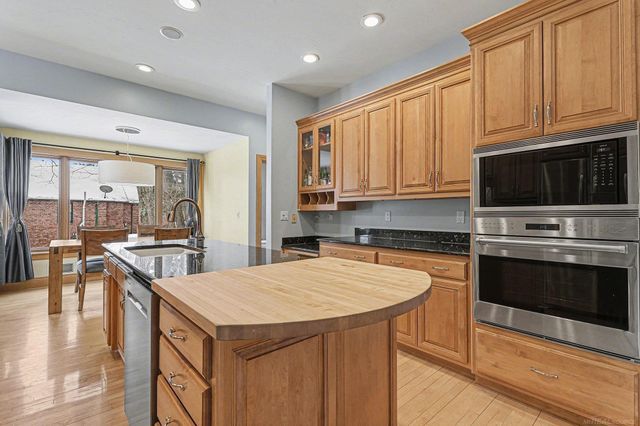 N3870 N Grand Oak Drive, Breitung Twp, MI 49801