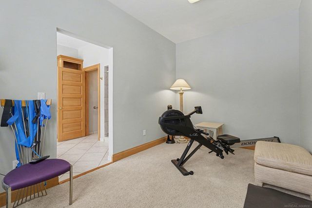 N3870 N Grand Oak Drive, Breitung Twp, MI 49801