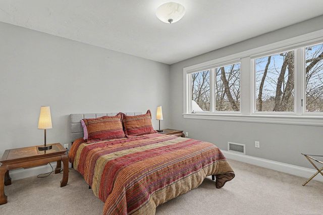 N3870 N Grand Oak Drive, Breitung Twp, MI 49801