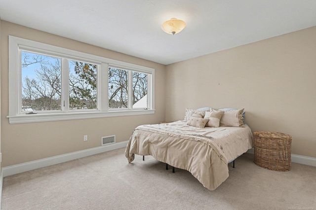 N3870 N Grand Oak Drive, Breitung Twp, MI 49801