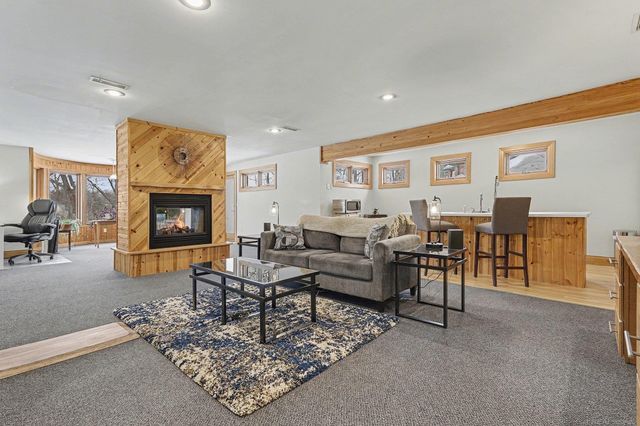 N3870 N Grand Oak Drive, Breitung Twp, MI 49801