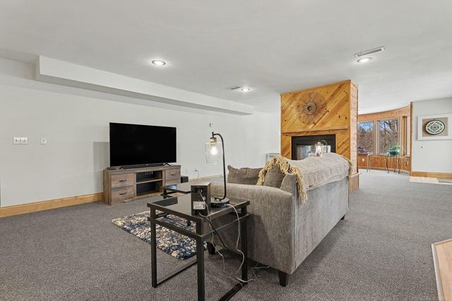 N3870 N Grand Oak Drive, Breitung Twp, MI 49801