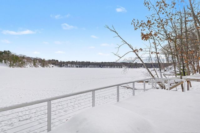 N3870 N Grand Oak Drive, Breitung Twp, MI 49801