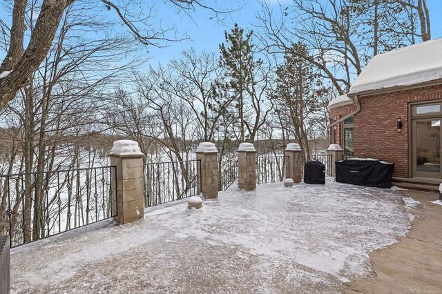 N3870 N Grand Oak Drive, Breitung Twp, MI 49801