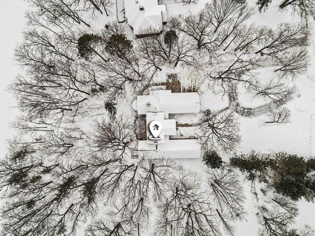 N3870 N Grand Oak Drive, Breitung Twp, MI 49801