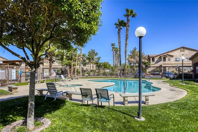 5751 East Hacienda Avenue 243, Las Vegas, NV 89122