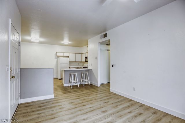 5751 East Hacienda Avenue 243, Las Vegas, NV 89122