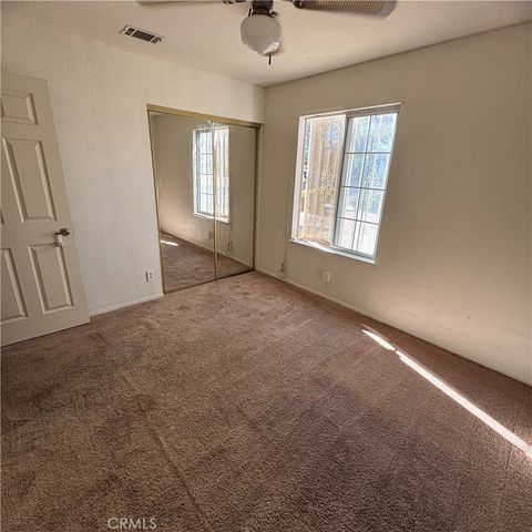 15087 Whitekirk, Victorville, CA 92394