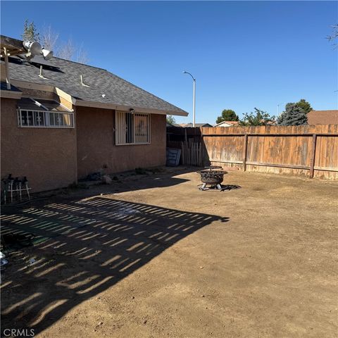 15087 Whitekirk, Victorville, CA 92394