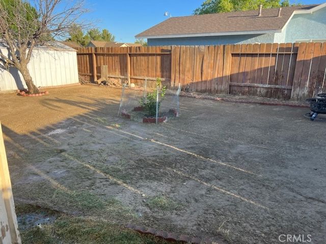 15087 Whitekirk, Victorville, CA 92394