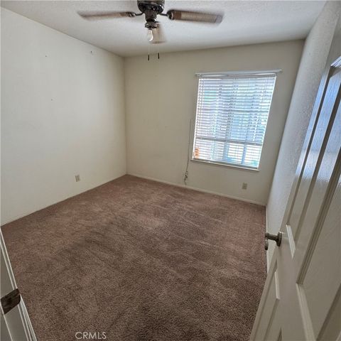 15087 Whitekirk, Victorville, CA 92394