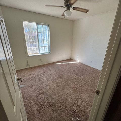 15087 Whitekirk, Victorville, CA 92394