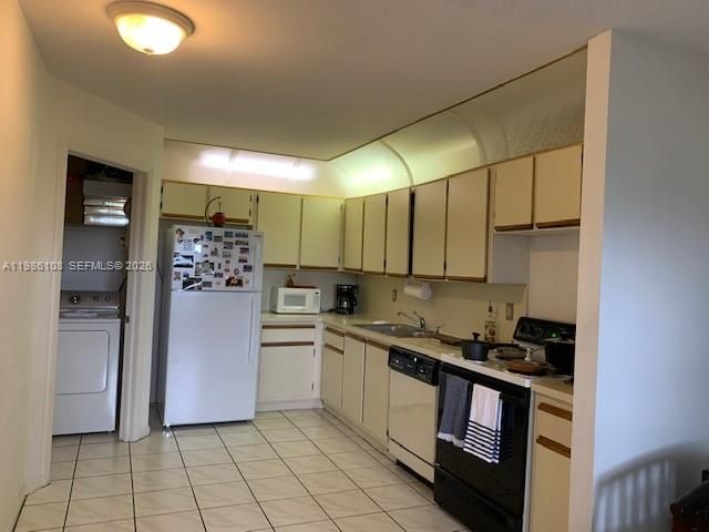 513 Racquet Club Rd 55, Weston, FL 33326