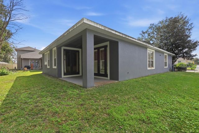 204 WELLINGTON WOODS AVENUE, Deland, FL 32724